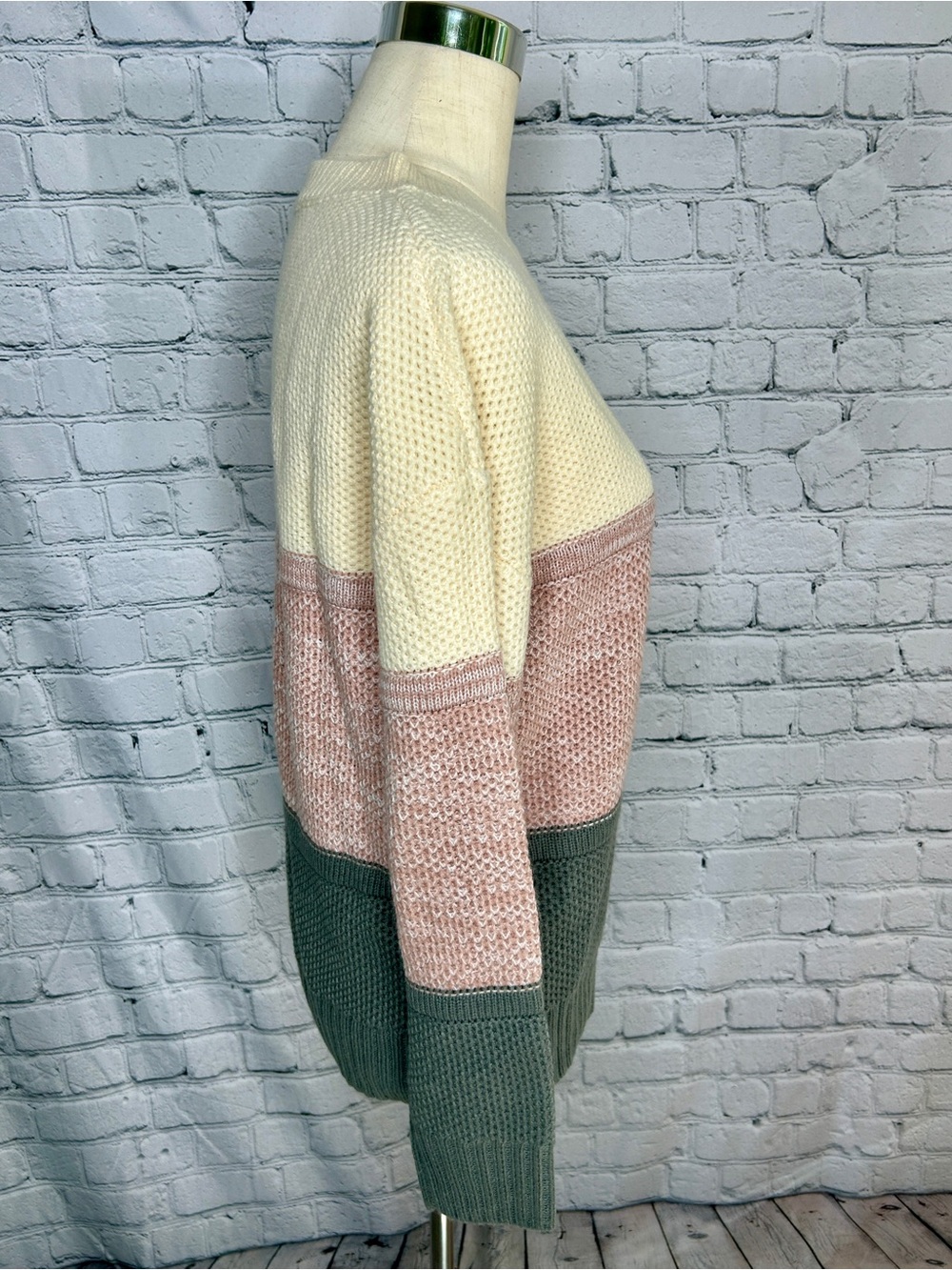 Womens Medium Colorblock Sweater Cream Blush Pink Gray Textured Knit Pullover - Picture 2 of 6